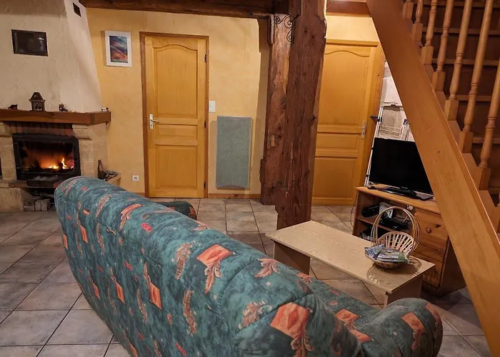 Paisible A 650m D'alt., Nature, Cheminee, 3 Ch. Pres De Remiremont & Plombieres, Terrasse, Grand Terrain - Fr-1-589-50 Girmont-Val-dʼAjol